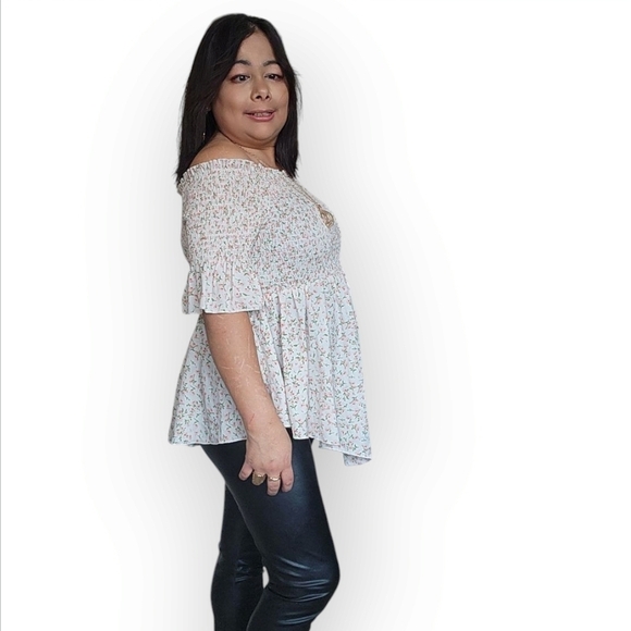 WOMENS 1X Gray  Balloon Sleeve Smocked Blouse - Picture 11 of 16